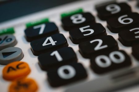 calculator-820330_1280-1600x1600